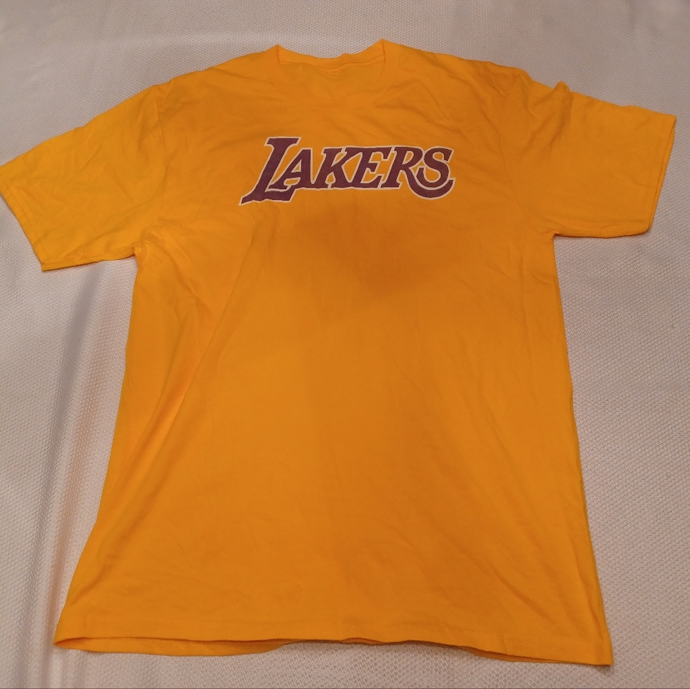 Mens LA Lakers T-Shirt MEDIUM Yellow 🆕 Los Angeles Cotton Shirt 🏀 NBA